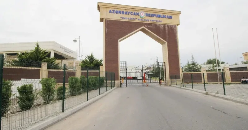 Quru sərhədlərin payızda açılma ehtimalı nə qədərdir? Açıqlama
