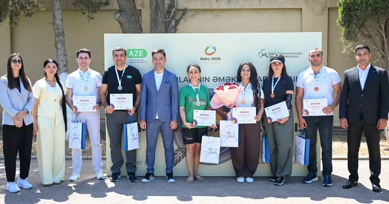 Dövlət qurumlarının əməkdaşları kamandan oxatmada qüvvələrini sınayıblar FOTO