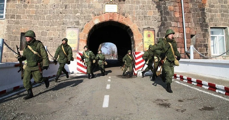 Ukrayna Gümrüdəki Rusiya bazasını vura bilər