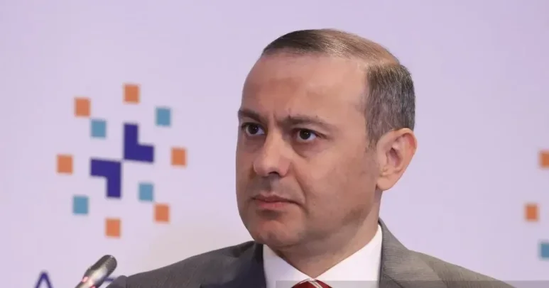 Qriqoryan vəzifədən imtina edibmiş