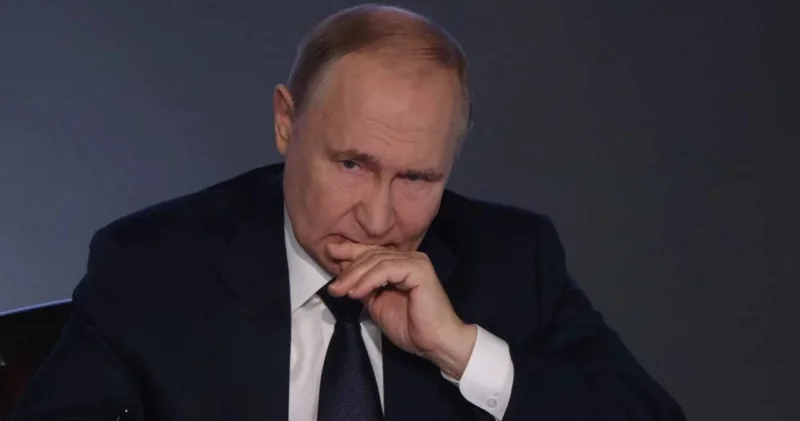 Putin Ukrayna PUA larından qorunmaq üçün zirehli qatardan istifadə edir