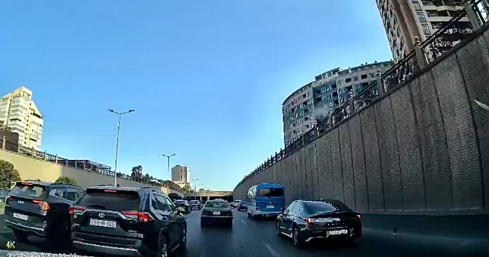 Zolağa yerləşməyən sürücü tuneldə də təhlükə saçmağa davam etdi VİDEO