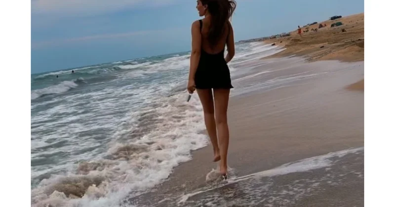 Pərvin Abıyevanın çimərlikdən görüntüsü yayıldı (Video)