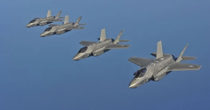 Avstraliyada HƏYƏCAN F 35 bazası üzərində NAMƏLUM DRONLAR