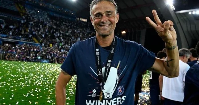 Enrike Ferqyusona çatdı