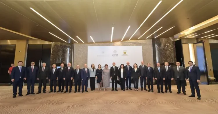 Afət Həsənova 2025 2026 cı tədris ili: yeniliklər və hədəflər tədbirində iştirak etdi FOTO