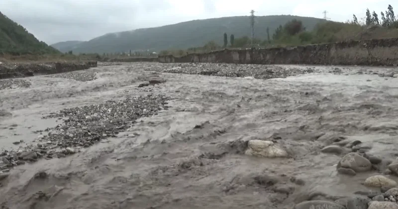 Qubada leysan və güclü külək fəsadlar törətdi KONKRET