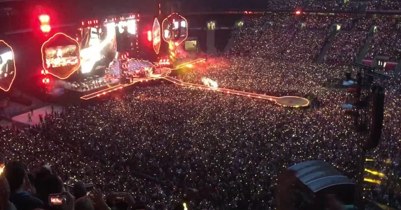 Coldplay Vembley stadionunun tamaşaçı rektordunu qırıb