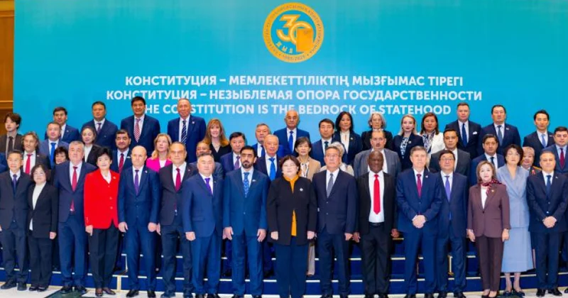 Azərbaycan Astanada konstitusiya hüququna həsr olunmuş beynəlxalq tədbirdə təmsil olunub