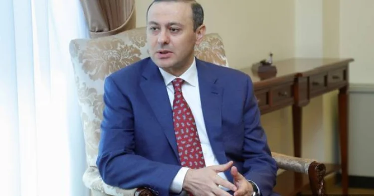 Armen Qriqoryan Berlində Daq Behr ilə görüşüb