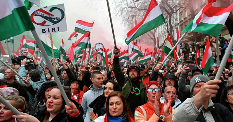 В Будапеште прошел митинг против коррупции и правительства Орбана