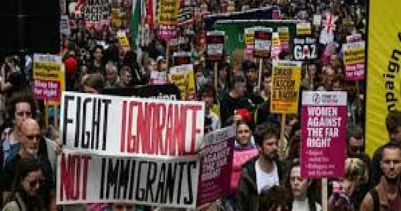 Londonda immiqrasiya əleyhinə aksiyalar keçirilib