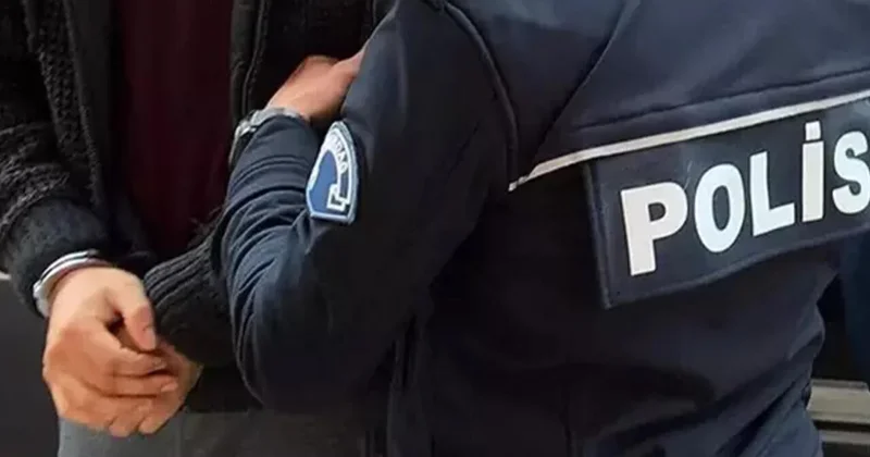 İstanbulda vəzifəli şəxslərə qarşı əməliyyat 48 nəfər saxlanıldı