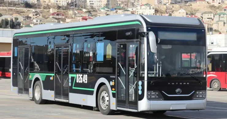 Daha iki marşrut xəttinə yeni avtobuslar verilir
