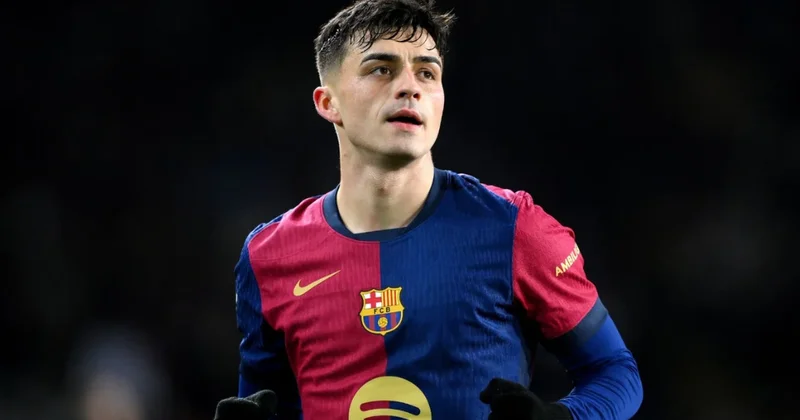 Pedri “Barselona“ tarixində 250 ci oyununa ən gənc yaşda çıxan ikinci futbolçu olub