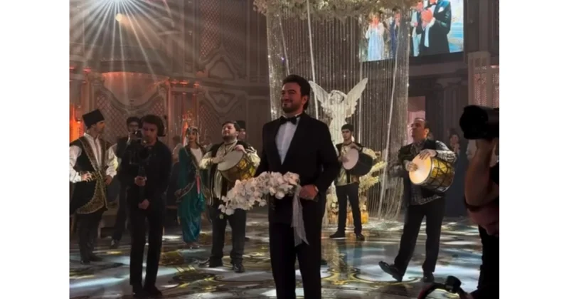 Bakıda dəbdəbəli toy: Demet Akalın, Aygün, Röya səhnə aldı (Video)