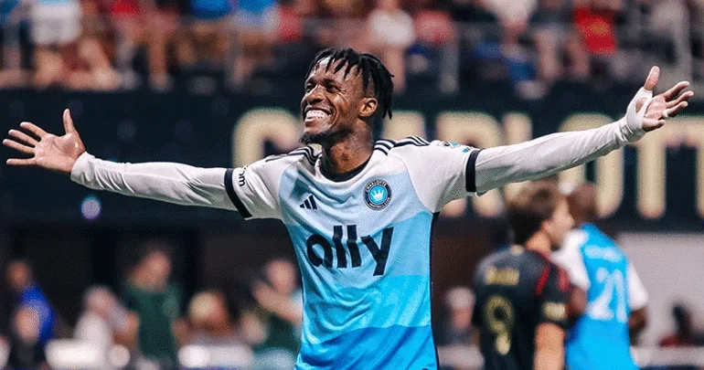 Vilfrid Zaha üçün sürpriz iddia: “Məni transfer edin”