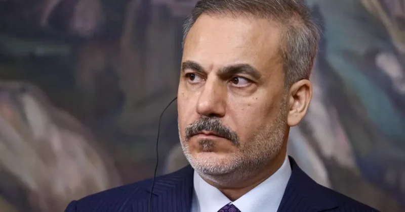 Фидан отправится в Сирию для обсуждения интеграции курдов в армию