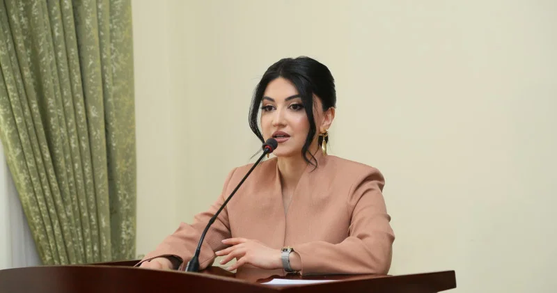 SƏNƏTƏ VƏ MƏNƏVİYYATA XİDMƏT Aysel KƏRİM yazır