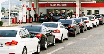 “700 rubla benzin”...
