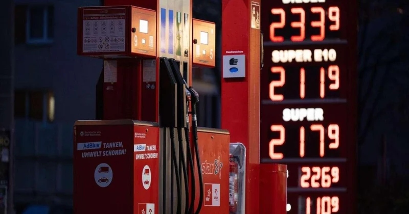 Bab əl Məndəb boğazındakı vəziyyət fonunda Almaniyada yanacağın qiyməti kəskin artıb