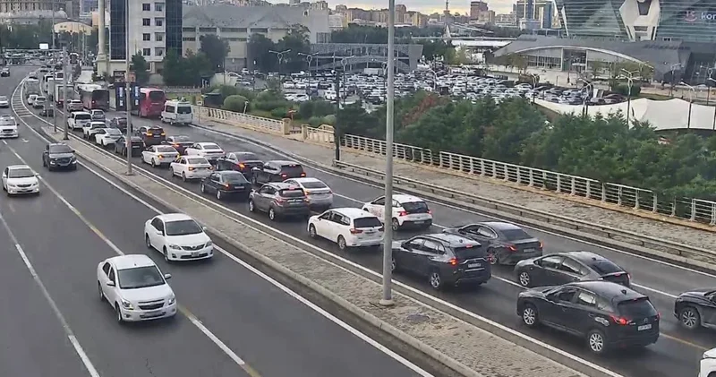 Bakının bu prospekti bağlanır SƏBƏB