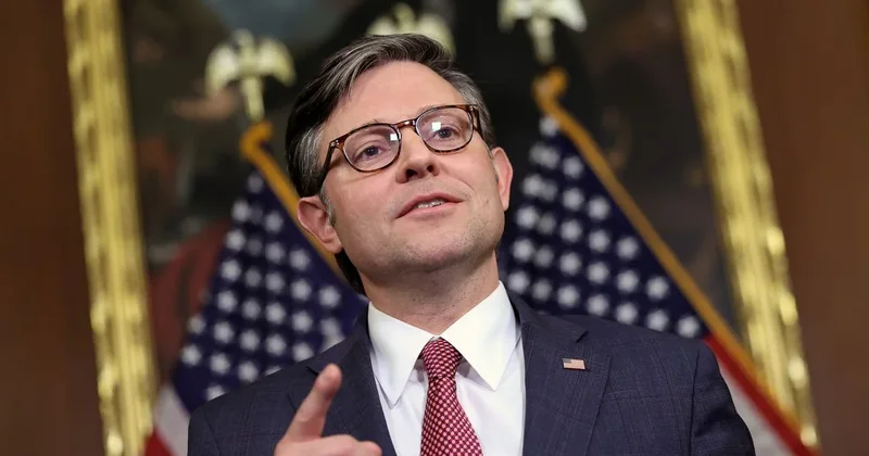 Майк Джонсон призвал США не спешить с регулированием ИИ