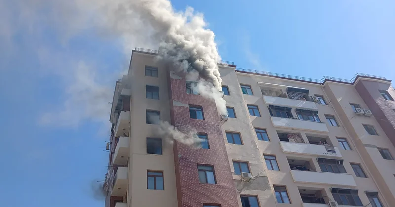Mingəçevirdə binadakı yanğın söndürüldü Yenilənib Video Foto