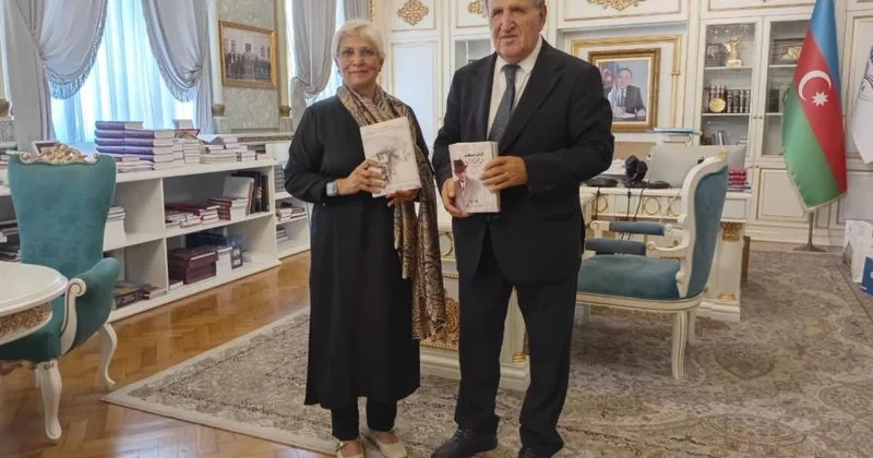 Akademik İsa Həbibbəyli Pakistan Ədəbiyyat Akademiyasının prezidenti ilə görüşüb