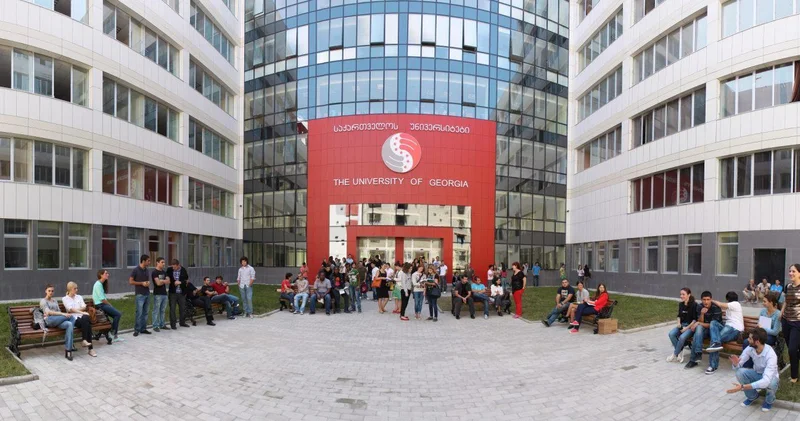 Gürcüstan universitetləri imtahansız qəbula KEÇDİ