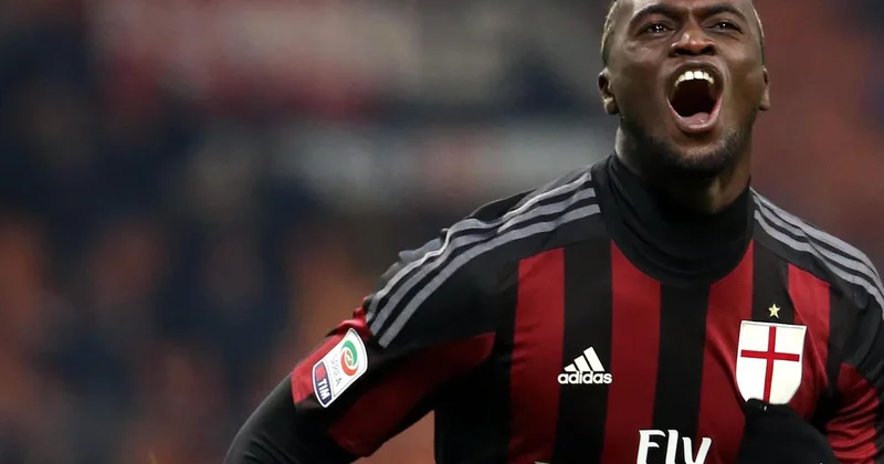 “Milan”ın sabiq hücumçusu ölkəsinə qayıtdı