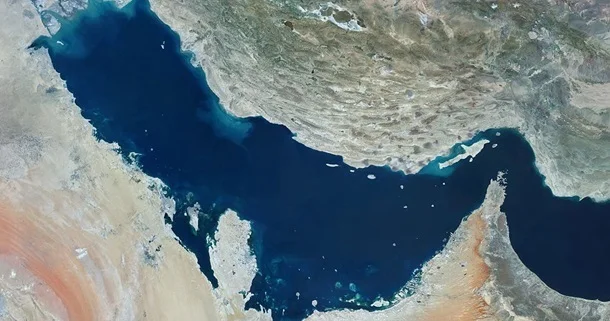 ABŞ Hörmüz boğazında tankerlər üçün məhdud qorumaya malikdir
