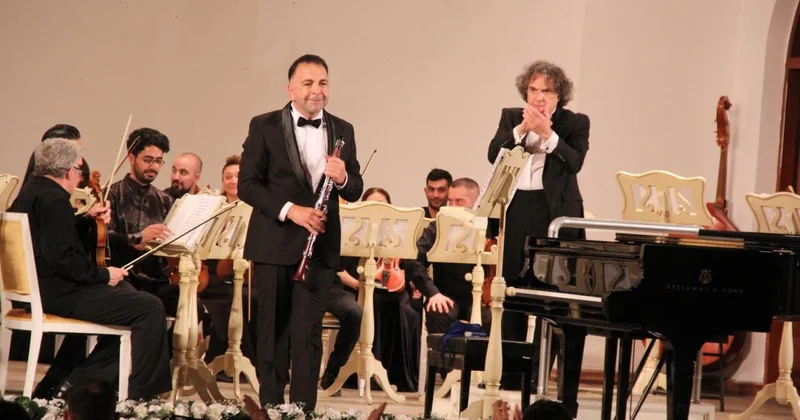 Filarmoniyada Dövlət Kamera Orkestrinin və ABŞ dan George Held konserti baş tutub VİDEO FOTO