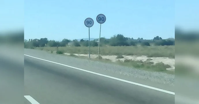 Magistral yollarda yan yana nişanlar quraşdırılır Səbəb nədir? FOTO