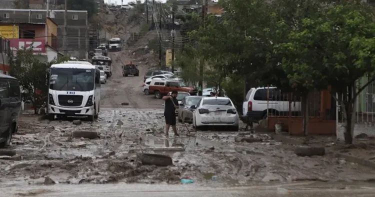 Meksikada sel fəlakəti davam edir: 47 ölü, 38 itkin