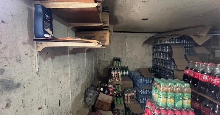 АПБА приостановило работу склада продуктового магазина в Баку