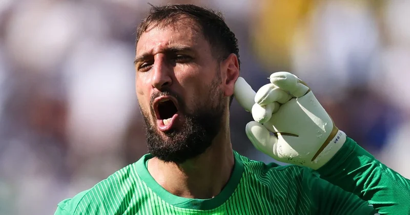 Donnarummanın “Siti”yə keçidi mövsümlərarası ən yaxşı transfer seçilib