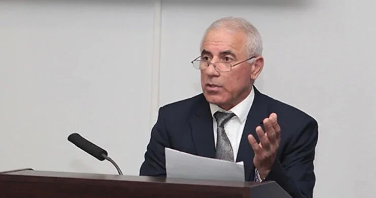 "Нашим футболистам по силам повторить результат первого матча с украинцами" Октай Абдуллаев