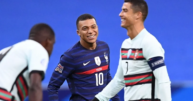 Azərbaycan millisinin qapıçısı Mbappe ilə Ronaldunu müqayisə etdi FOTO