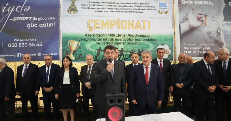 AMEA nın təsis edilməsinin 80 illiyinə həsr olunmuş minifutbol idman növü üzrə yarışların açılış mərasimi baş tutub