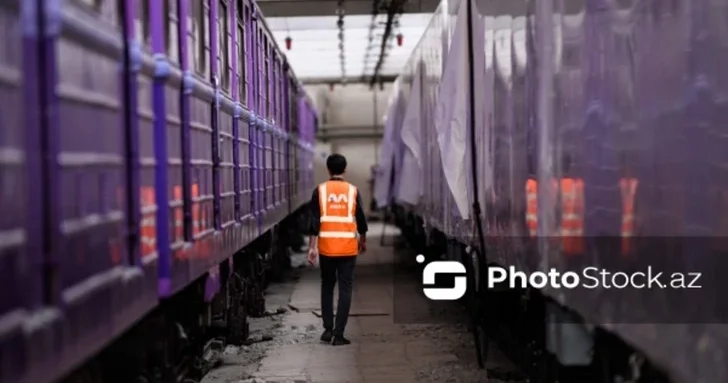 Жители Джейранбатана ждут автобус, а бакинское метро удивляет туристов ИТОГИ НЕДЕЛИ
