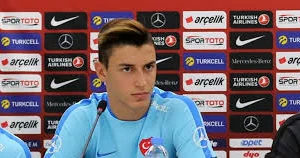 Qapıçı Berk Özer Gürcüstanla oyun öncəsi Türkiyə millisinin düşərgəsini birtərəfli qaydada tərk edib