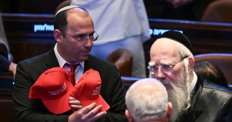 Donald Tramp Knessetdə qonaqlar kitabına tarix yazdı