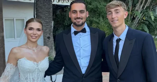 Azərbaycanlı ilə qohum olan ulduz futbolçu paylaşımına üçrəngli bayrağımızı yerləşdirdi FOTO
