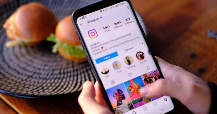 İnstagram ın dizaynı dəyişildi FOTO