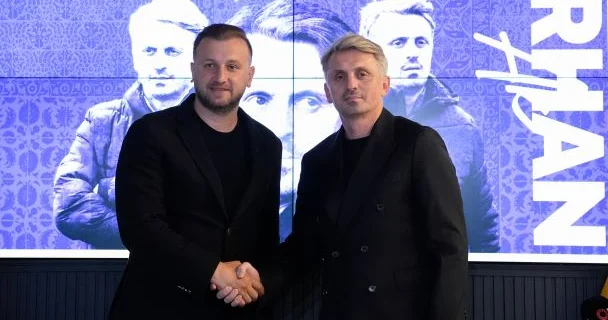 Eyüpspor un yeni baş məşqçi ilə anlaşıdı 3 illik müqavilə ilə
