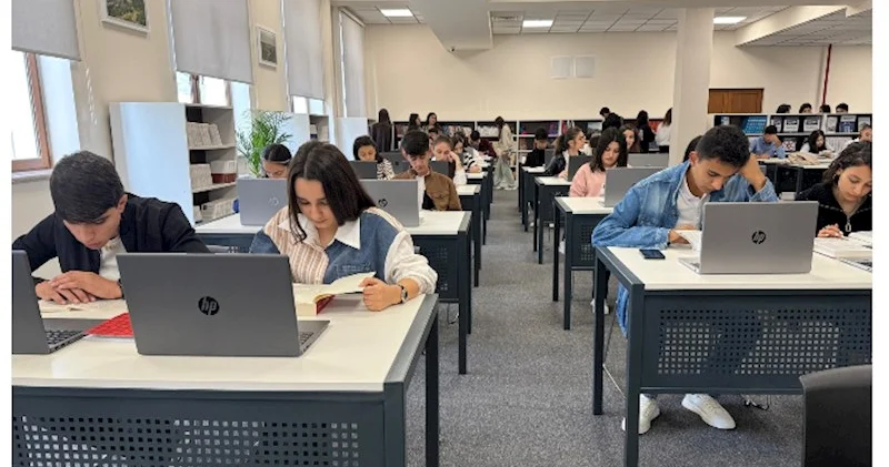 Universitetdə keçirilən fənləri tələbə özü seçməlidir TƏKLİF