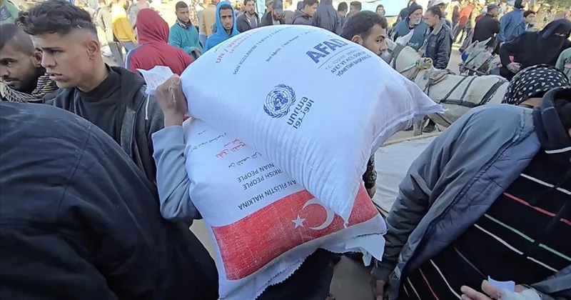 Qəzzaya humanitar yardım axını artdı BMT