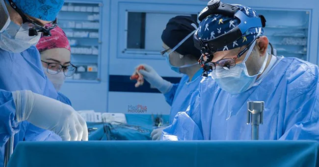 53 yaşlı qadın 38 ildir donorun ürək və ağciyəri ilə yaşayır