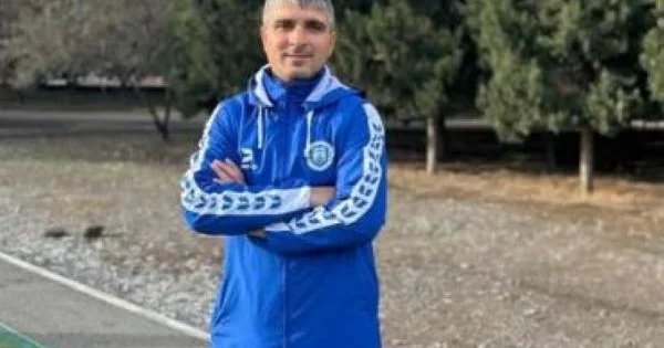 Yerli futbolçu 1000 manata oynayır, əcnəbiyə 4 min dollar verirlər, Niyə? Məşqçi futboldakı dəllallardan danışdı (MÜSAHİBƏ)